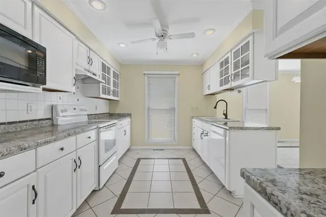 45 Fox Run Circle Bowling Green KY 42104