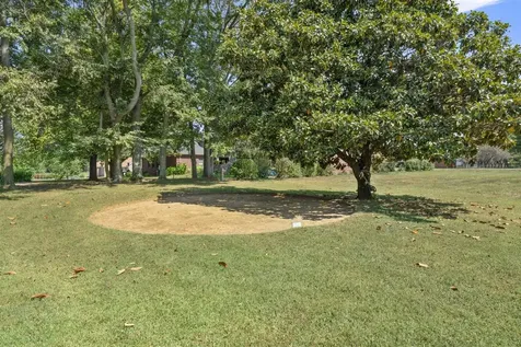 45 Fox Run Circle Bowling Green KY 42104