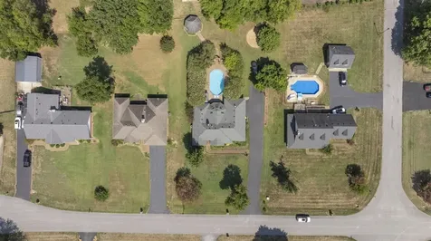 45 Fox Run Circle Bowling Green KY 42104