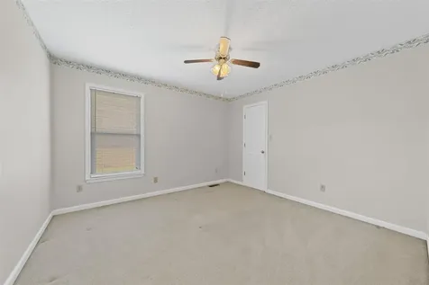 45 Fox Run Circle Bowling Green KY 42104