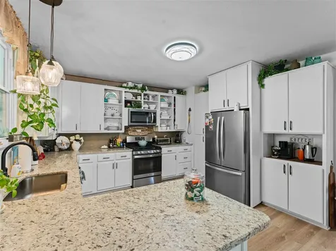 6234 Blue Level Road Bowling Green KY 42101