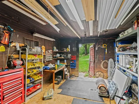 6234 Blue Level Road Bowling Green KY 42101