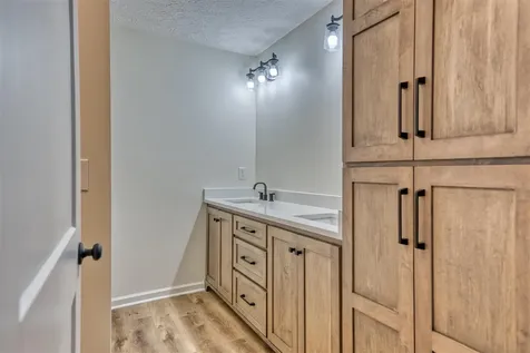 137 Fairfield Drive Russellville KY 42276
