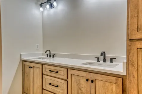 137 Fairfield Drive Russellville KY 42276