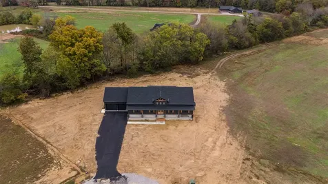 137 Fairfield Drive Russellville KY 42276