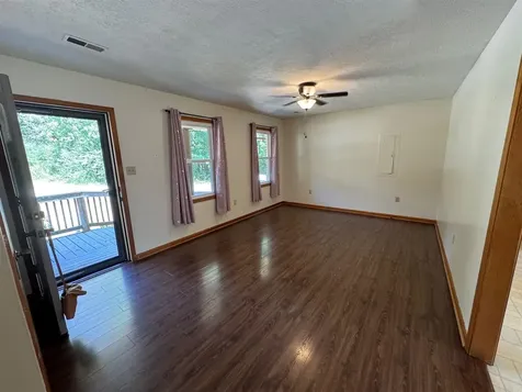 125 Cherokee Drive Morgantown KY 42261