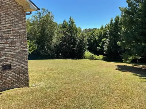 125 Cherokee Drive Morgantown KY 42261