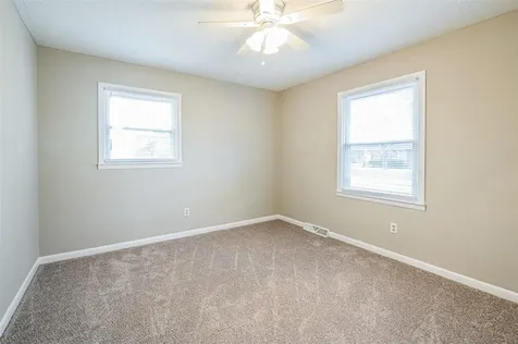 2120 Robin Road Bowling Green KY 42101