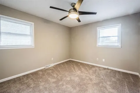 2120 Robin Road Bowling Green KY 42101