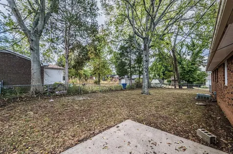 2120 Robin Road Bowling Green KY 42101