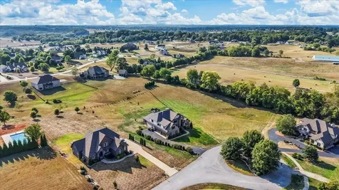 132 Sterling Oak Court Alvaton KY 42122