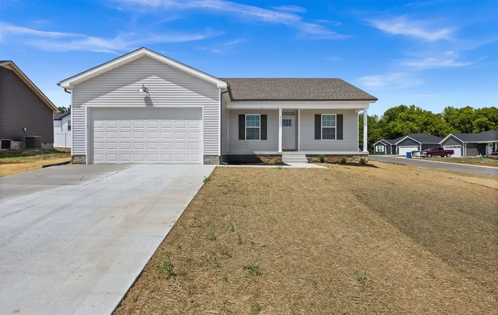 471 Deluth Drive Bowling Green KY 42101