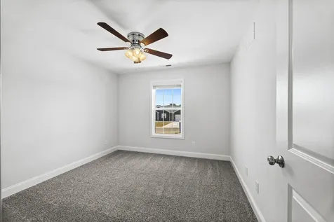 471 Deluth Drive Bowling Green KY 42101
