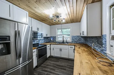 1169 Highway 949 Dunmor KY 42339