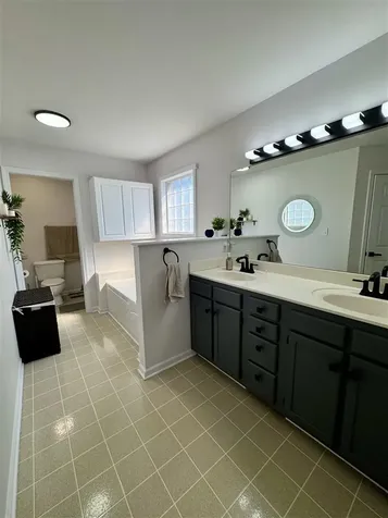 926 Angelica Street Bowling Green KY 42104