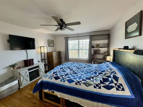 926 Angelica Street Bowling Green KY 42104