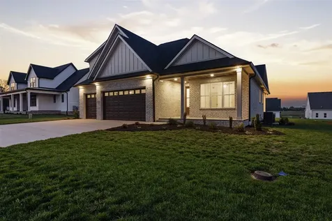 1406 Riffle Way Alvaton KY 42122
