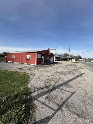 406 S Dixie Highway Cave City KY 42127