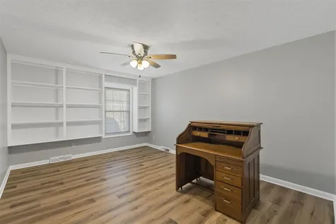 718 Ladera Drive Bowling Green KY 42101