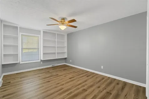 718 Ladera Drive Bowling Green KY 42101