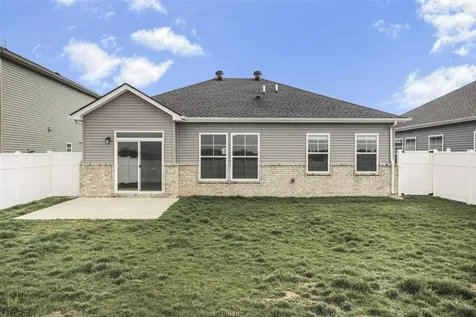 932 Anise Lane Bowling Green KY 42104