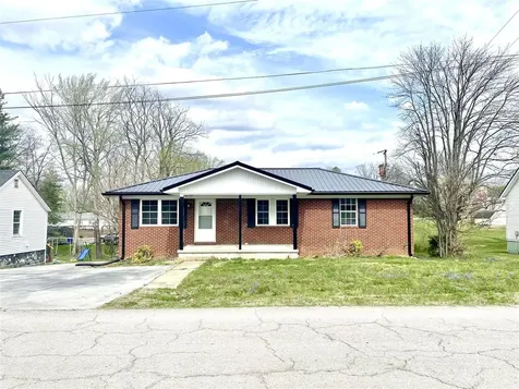 277 E Green Street Lewisburg KY 42256