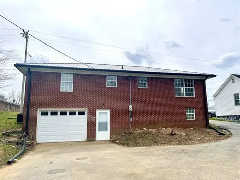 277 E Green Street Lewisburg KY 42256