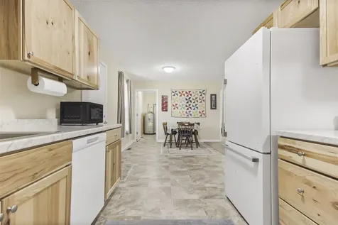 496 Dock Parrish Road Roundhill KY 42275