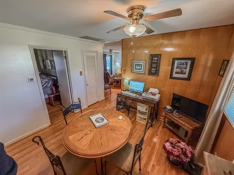 18 Caldwell Street Munfordville KY 42765