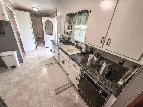 18 Caldwell Street Munfordville KY 42765