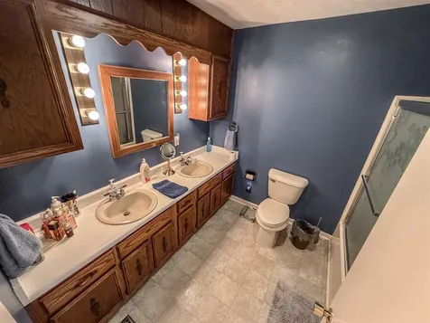 18 Caldwell Street Munfordville KY 42765
