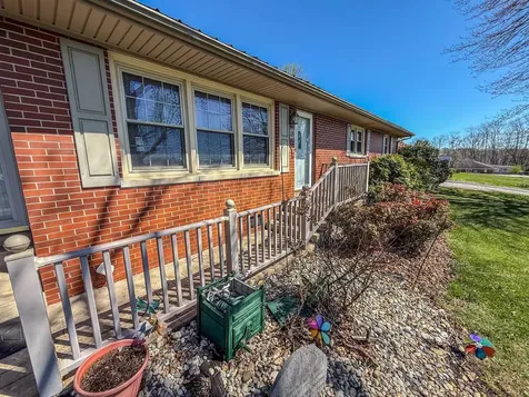 18 Caldwell Street Munfordville KY 42765