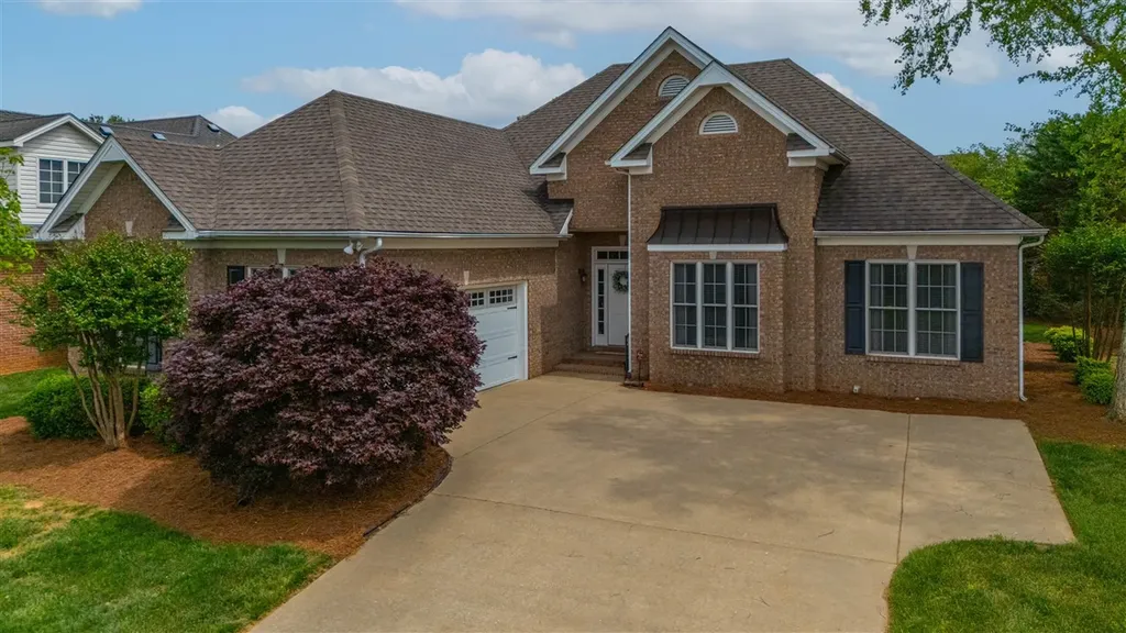 1092 Pepperidge Drive Bowling Green KY 42103