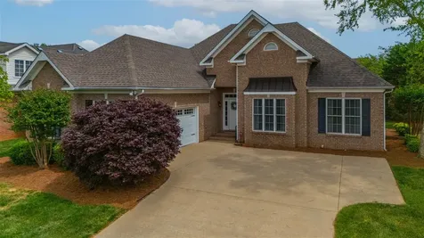 1092 Pepperidge Drive Bowling Green KY 42103