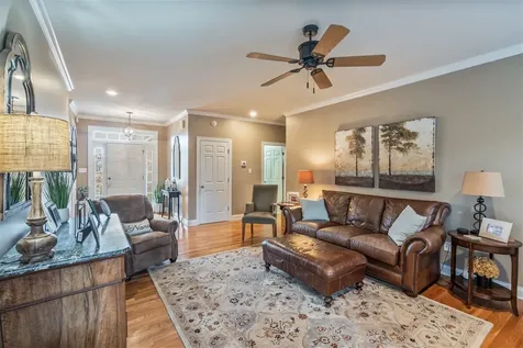 1092 Pepperidge Drive Bowling Green KY 42103