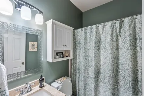 1092 Pepperidge Drive Bowling Green KY 42103