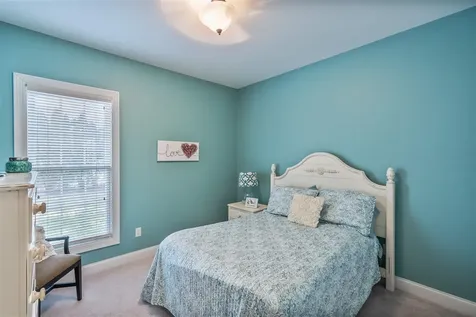 1092 Pepperidge Drive Bowling Green KY 42103