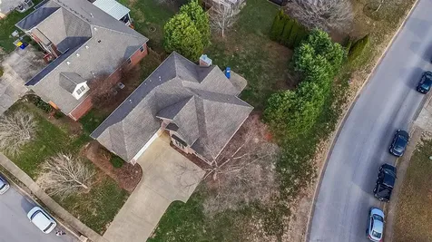 1092 Pepperidge Drive Bowling Green KY 42103