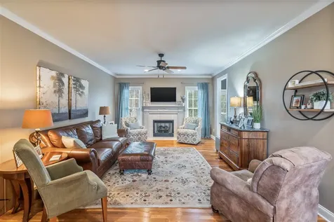1092 Pepperidge Drive Bowling Green KY 42103