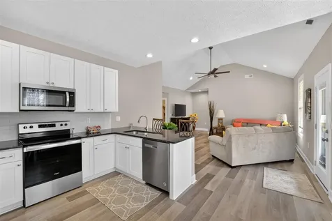 3069 Gunsmoke Trail Way Bowling Green KY 42101