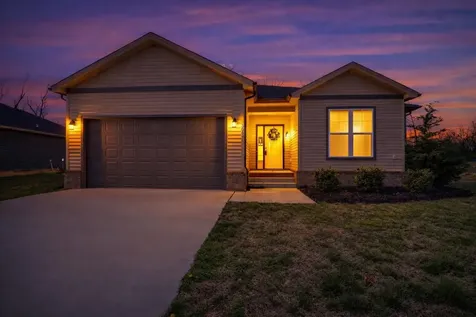 3069 Gunsmoke Trail Way Bowling Green KY 42101