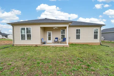 3069 Gunsmoke Trail Way Bowling Green KY 42101