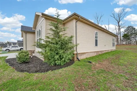 3069 Gunsmoke Trail Way Bowling Green KY 42101