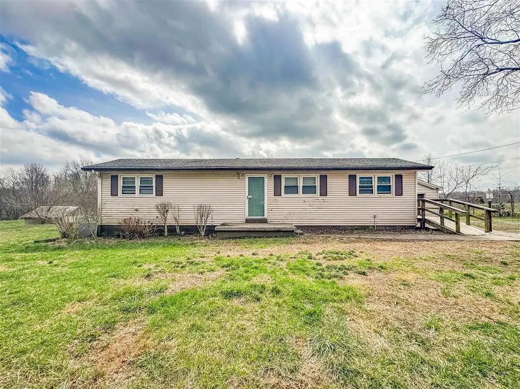 156 E Harmons Ferry Road Utica KY 42376