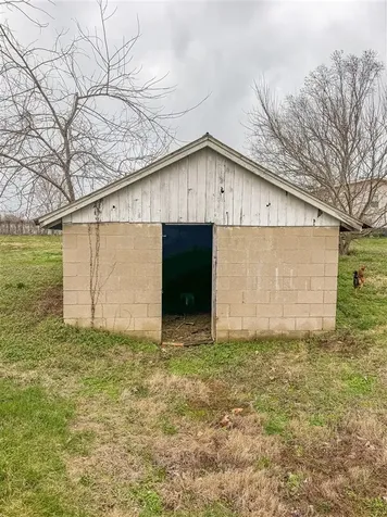 156 E Harmons Ferry Road Utica KY 42376