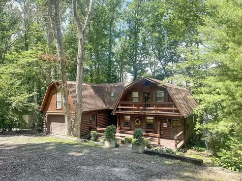 932 Catfish Lane Scottsville KY 42164