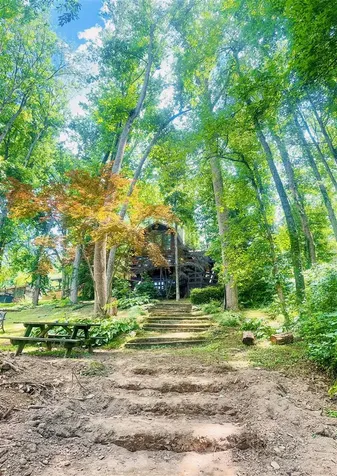 932 Catfish Lane Scottsville KY 42164