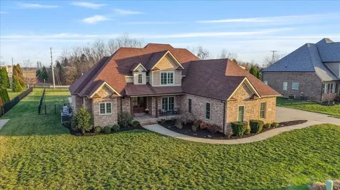 90 Pikes Peak Way Bowling Green KY 42104