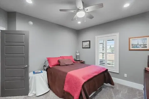 90 Pikes Peak Way Bowling Green KY 42104