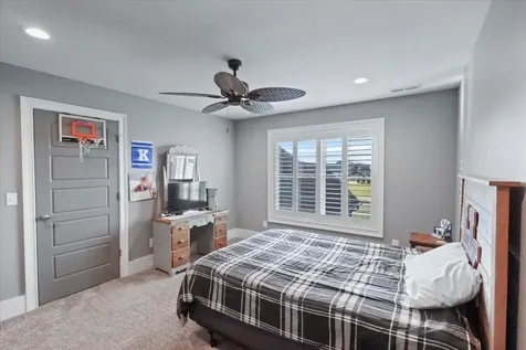 90 Pikes Peak Way Bowling Green KY 42104